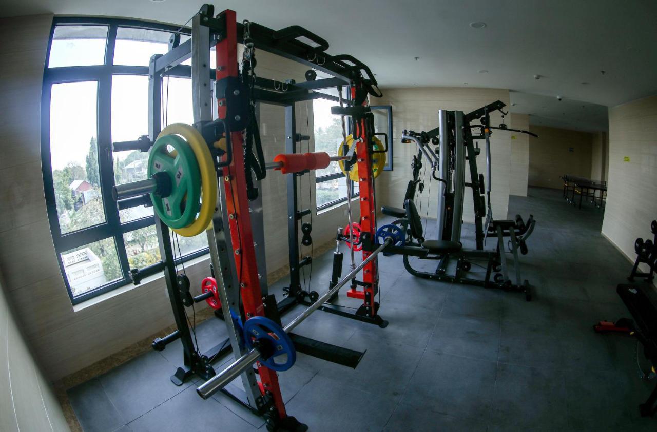 Lark Hotel Dar es Salaam Bagian luar foto
