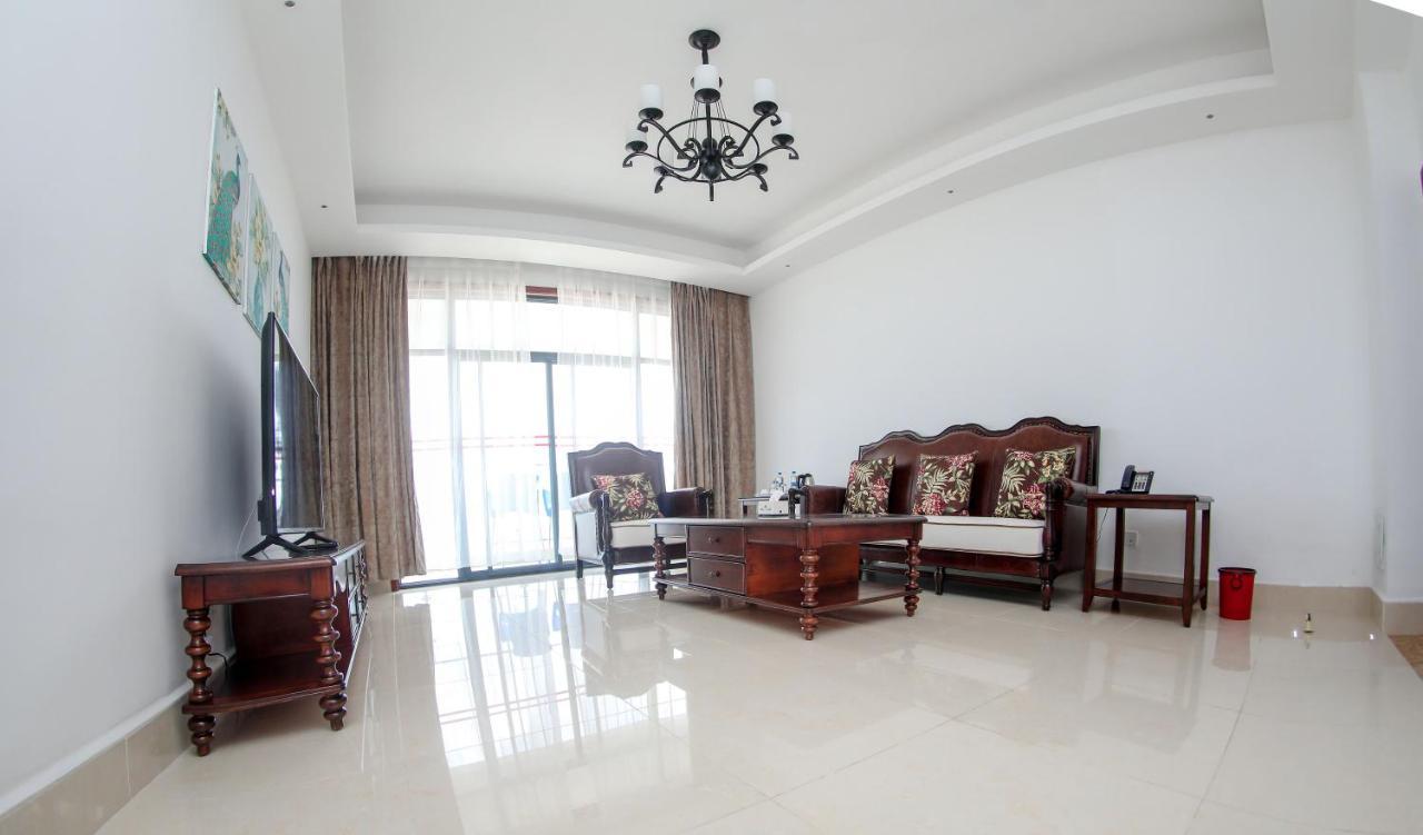 Lark Hotel Dar es Salaam Bagian luar foto